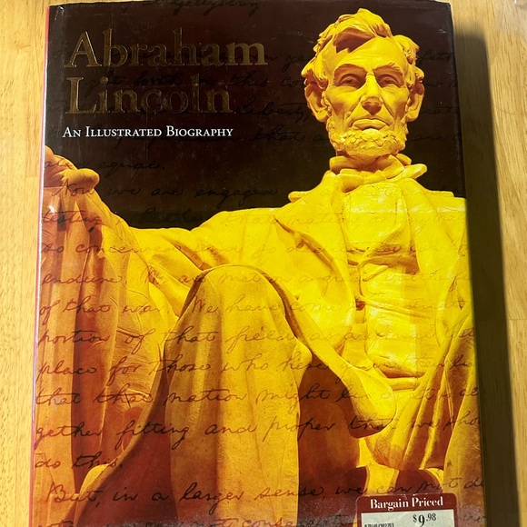 Abraham Lincoln Illustrated Biography Book - Picture 1 of 4